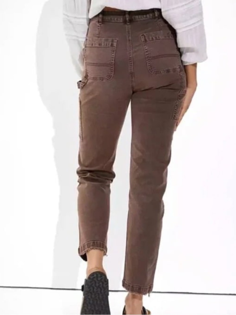 American Eagle High Rise 90s Boyfriend Cargos 🐴 - Picture 11 of 16